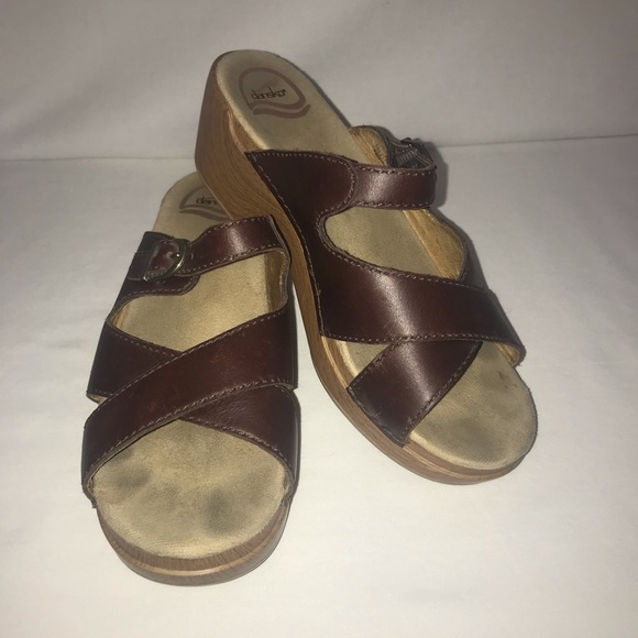 Dansko Shoes - Dansko brown sandals T2